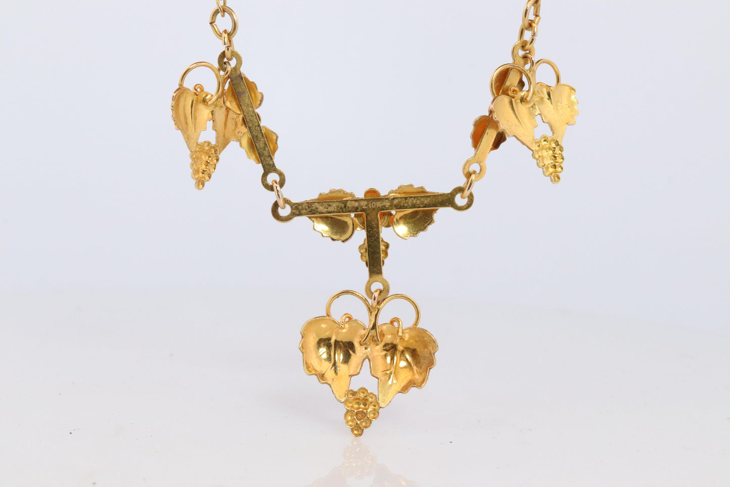 Black Hills Gold Pendant Necklace. 10k 12k Black Hills Station Vine Leaf Cluster
