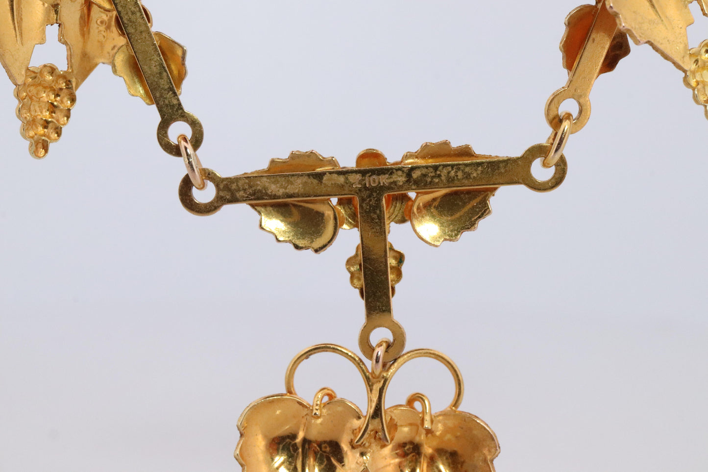 Black Hills Gold Pendant Necklace. 10k 12k Black Hills Station Vine Leaf Cluster