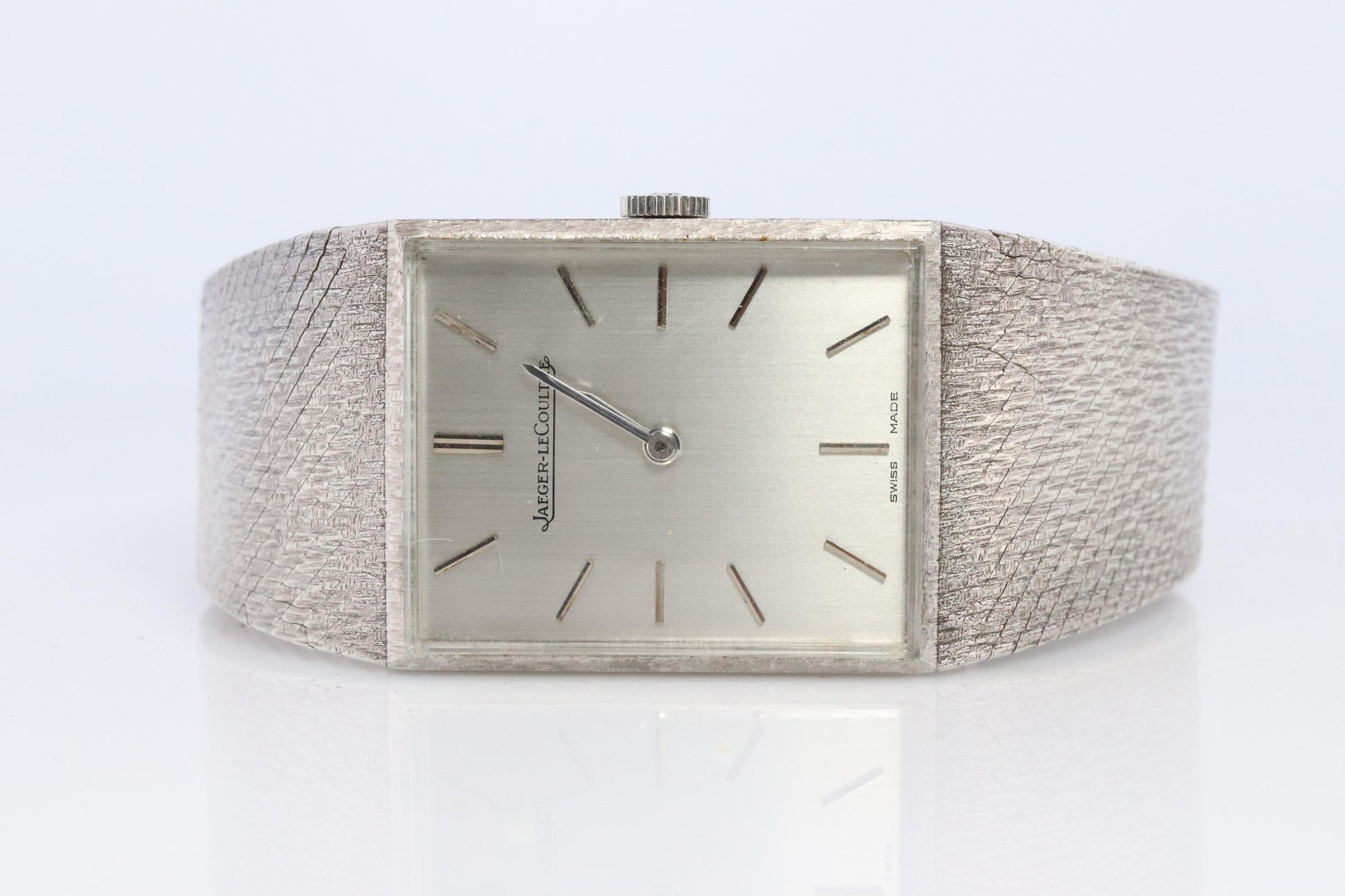 Jaeger Le Coultre Tank Watch. JLC Jager LeCoultre 9009 42 Manual Mens Tank.