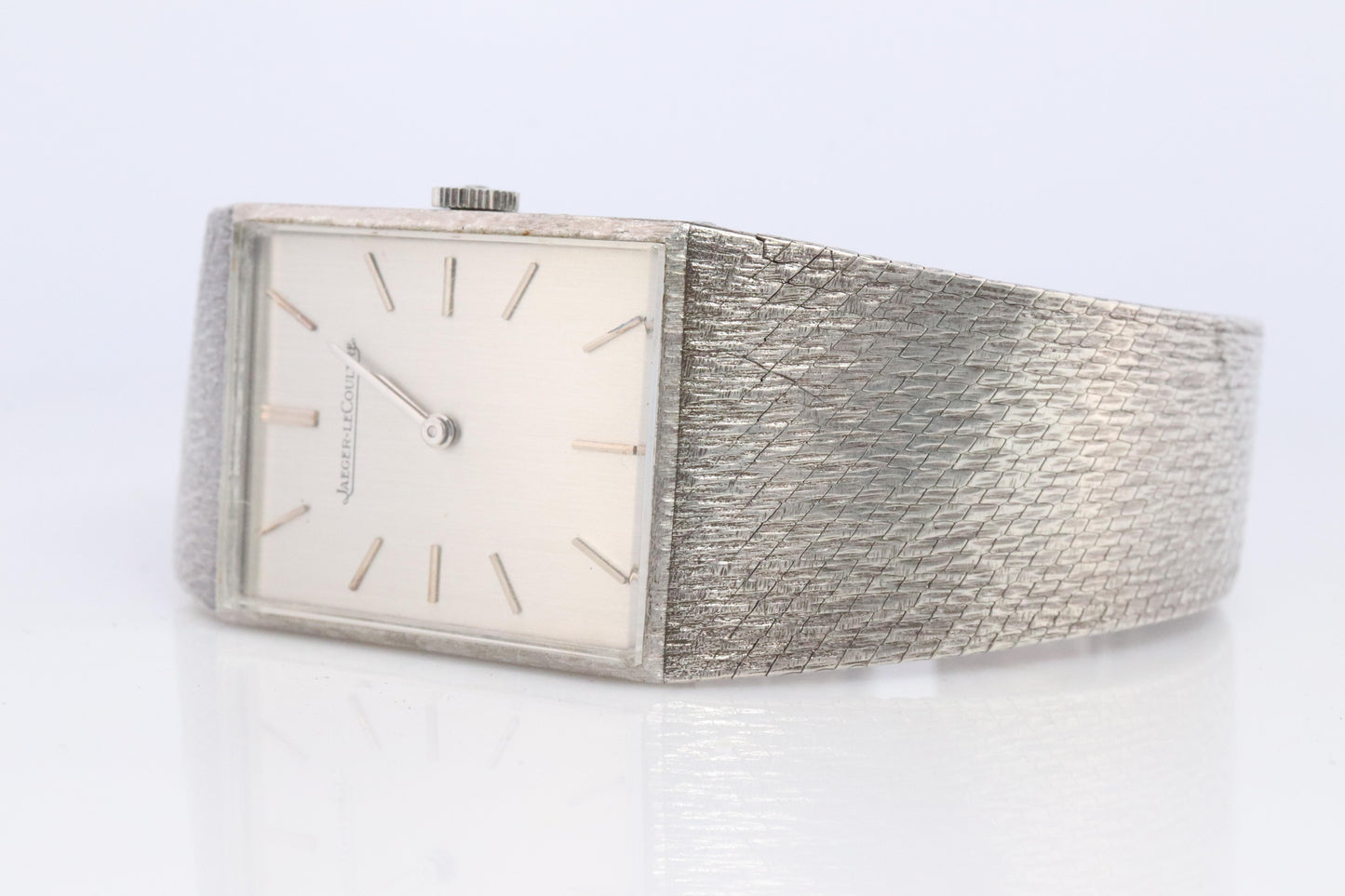 Jaeger Le Coultre Tank Watch. JLC Jager LeCoultre 9009 42 Manual Mens Tank.