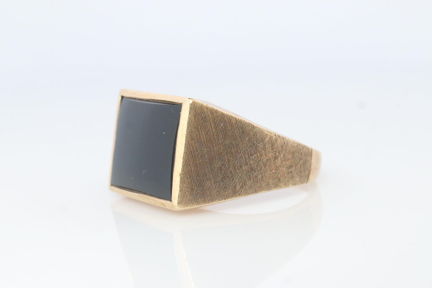 10k Gold ONYX ring. Large Onyx DASON Signet ring.
