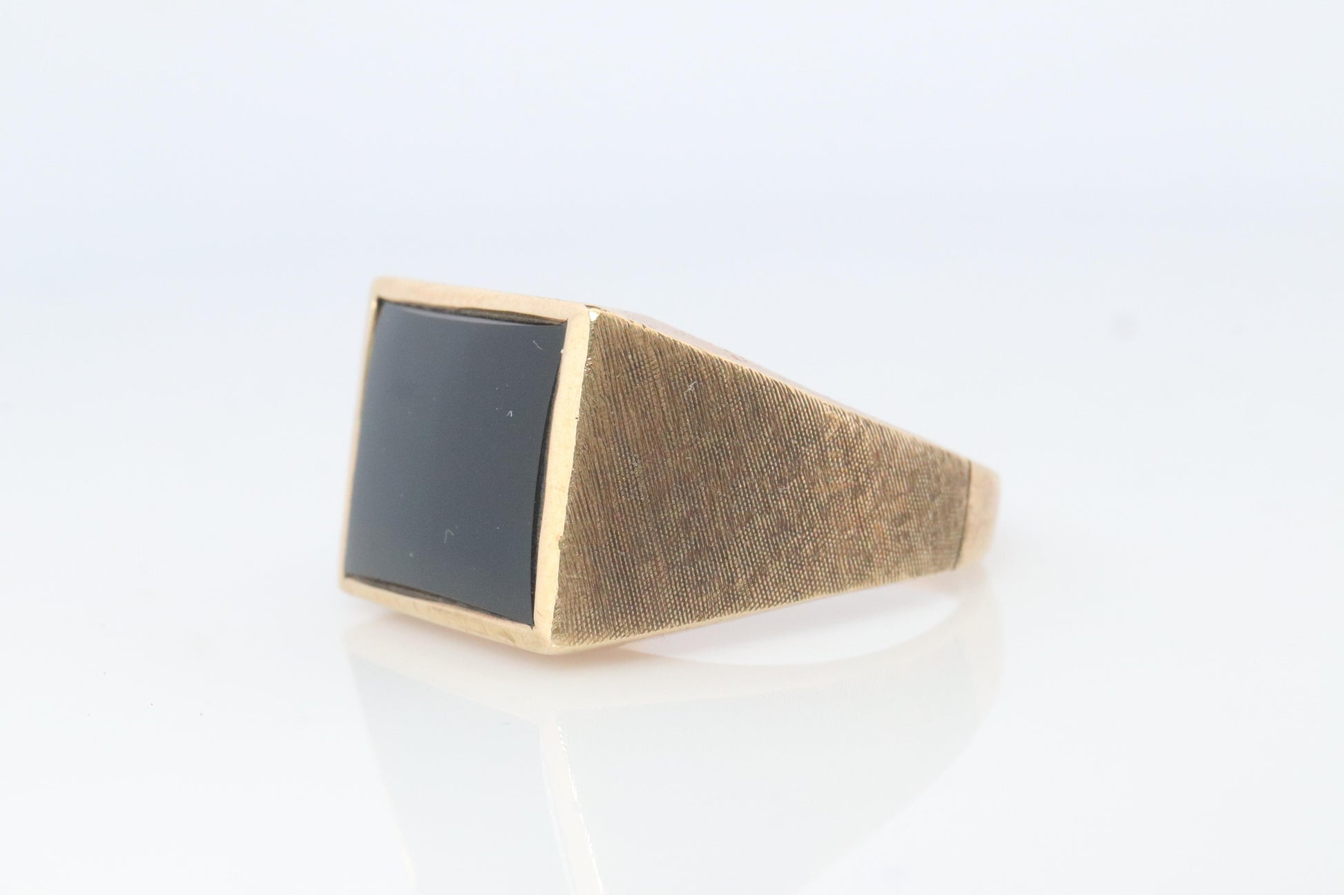10k Gold ONYX ring. Large Onyx DASON Signet ring.