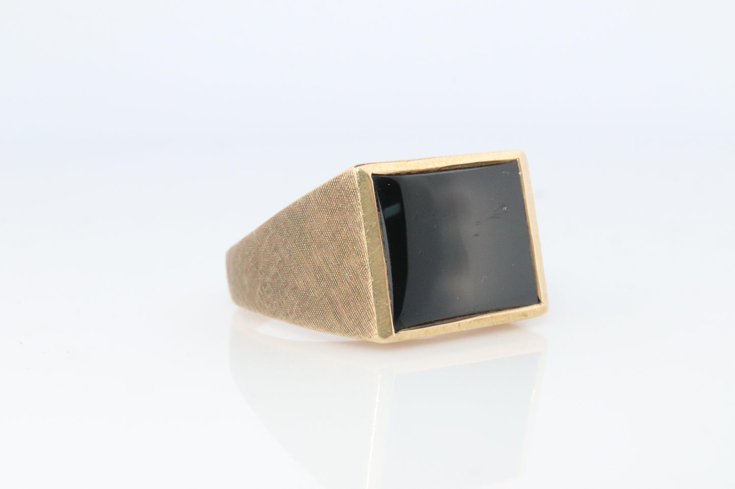 10k Gold ONYX ring. Large Onyx DASON Signet ring.