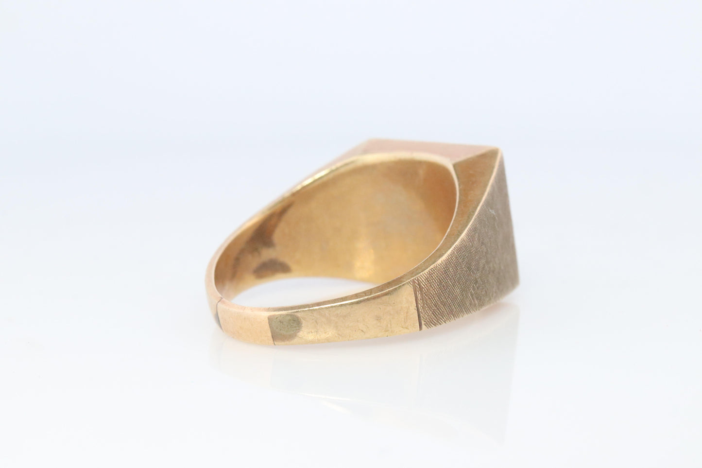 10k Gold ONYX ring. Large Onyx DASON Signet ring.