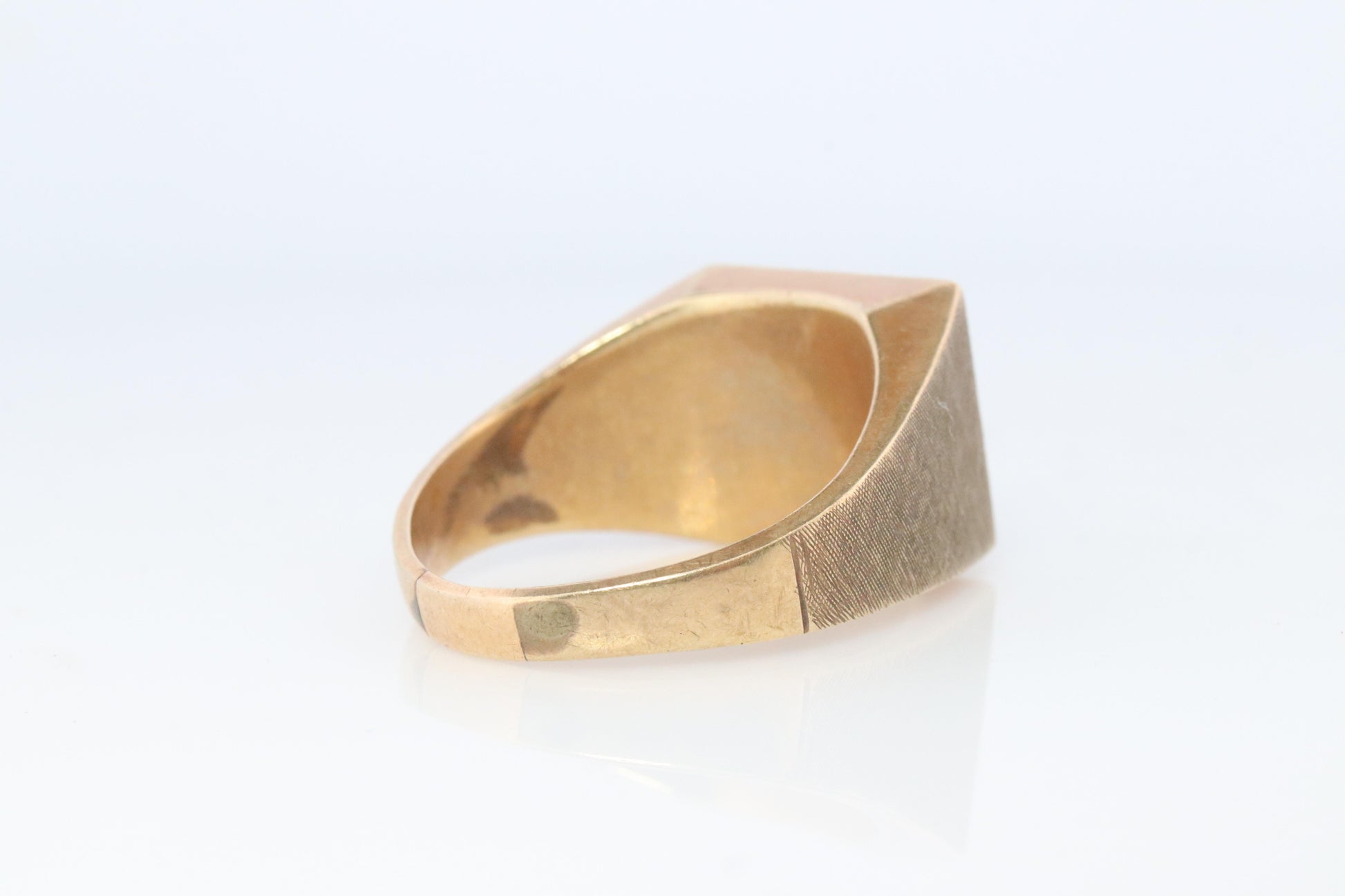 10k Gold ONYX ring. Large Onyx DASON Signet ring.