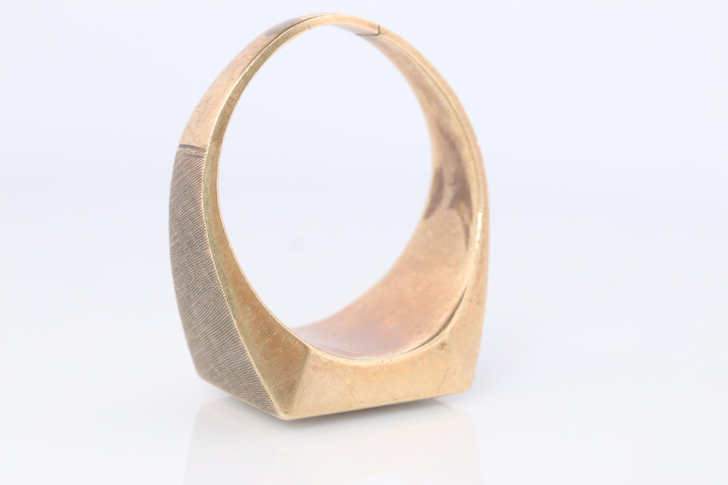10k Gold ONYX ring. Large Onyx DASON Signet ring.