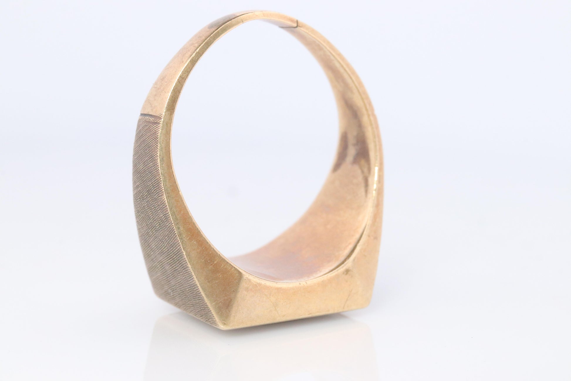 10k Gold ONYX ring. Large Onyx DASON Signet ring.