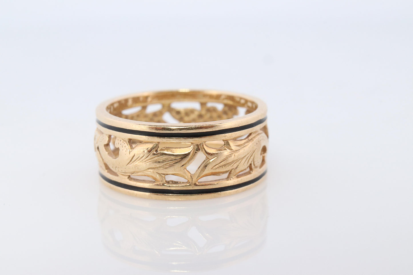 14k Wide Filigree Daisy Ornate band.  Vintage Flower Embossed Engraved design.