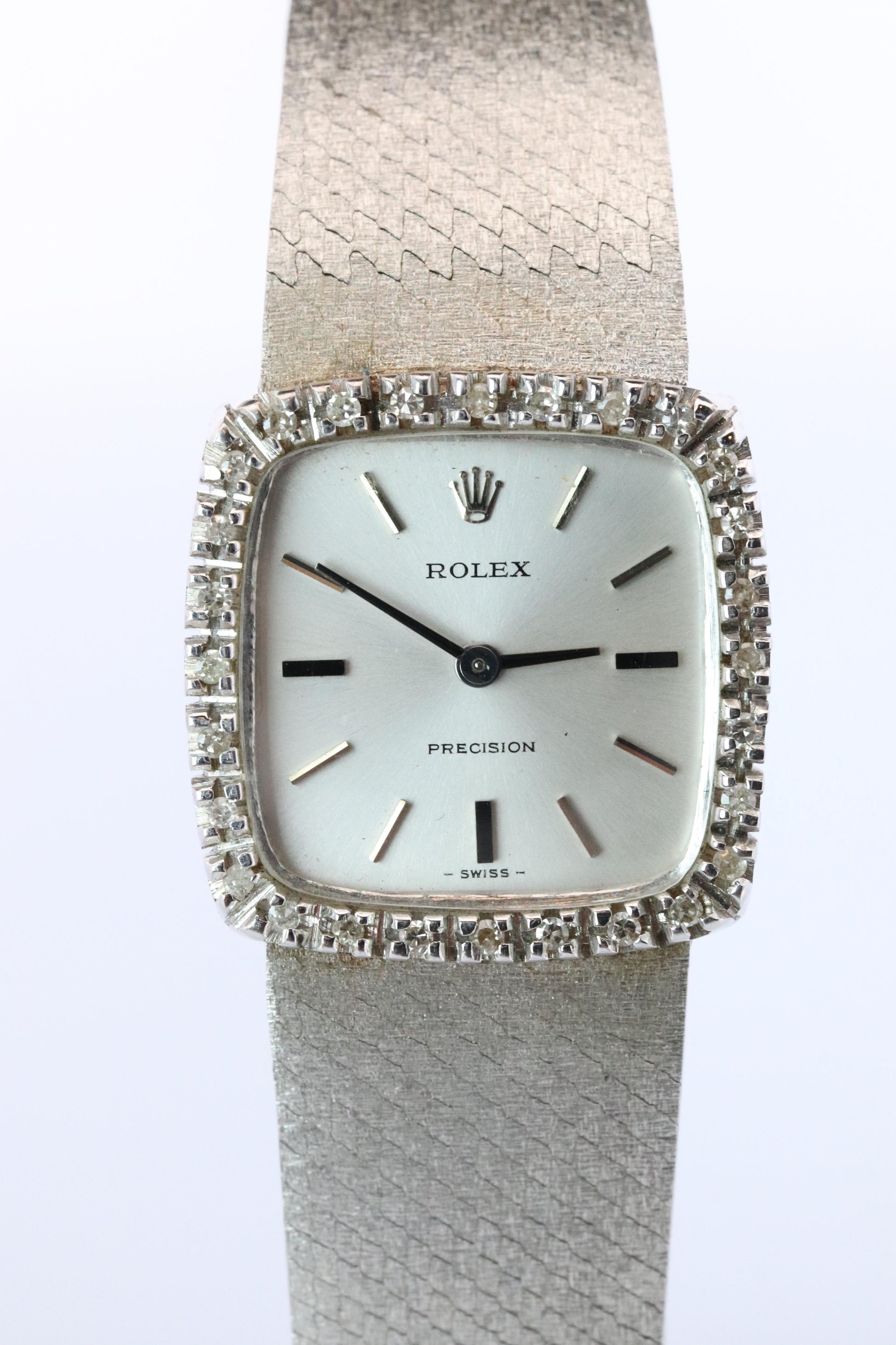 Genuine Rolex Watch. Diamond Bezel 1971 Ladies Manual ROLEX 2611 Precision