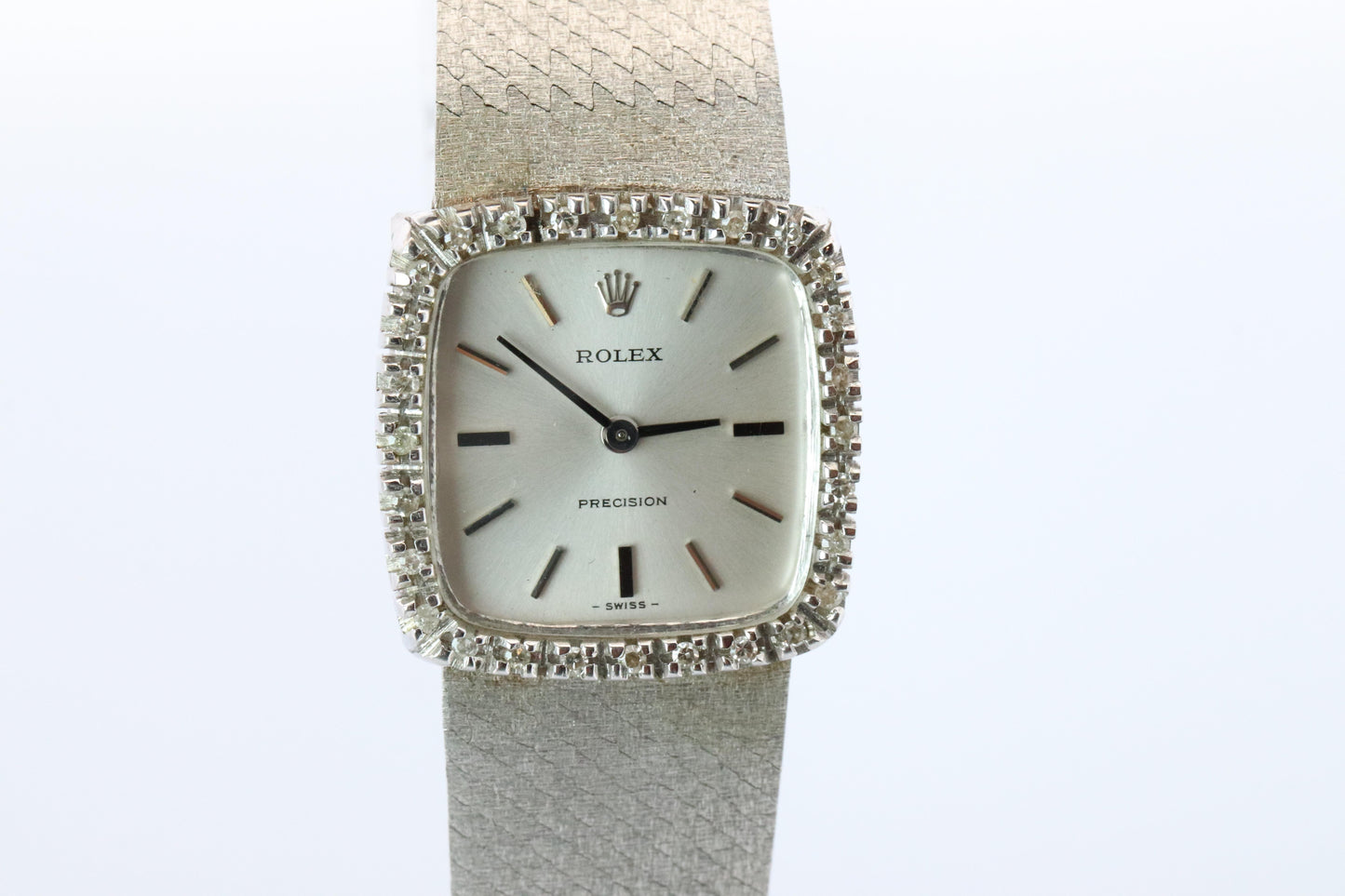 Genuine Rolex Watch. Diamond Bezel 1971 Ladies Manual ROLEX 2611 Precision