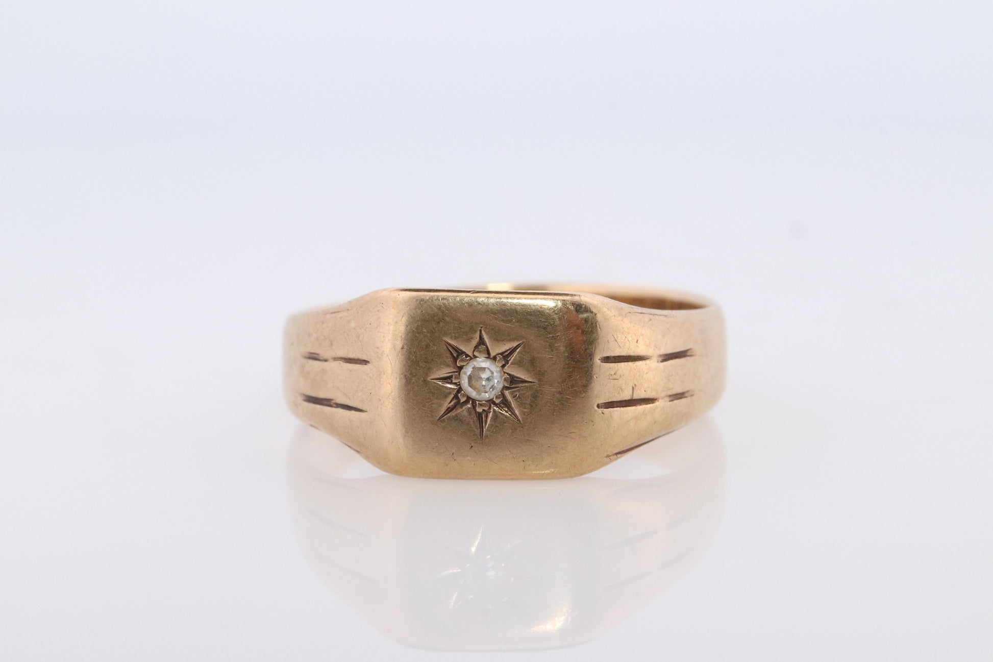 9k Genuine Diamond Solitaire Ring. 9k Star Gypsy set LW&G London