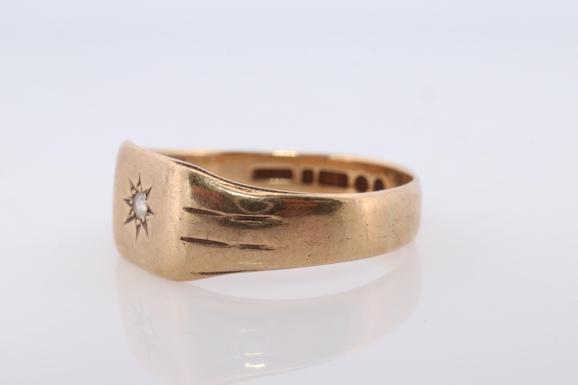 9k Genuine Diamond Solitaire Ring. 9k Star Gypsy set LW&G London