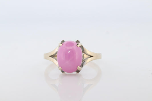 PINK STAR Ruby Solitaire ring. 14k White gold. Star Sapphire Cabochon Ring.