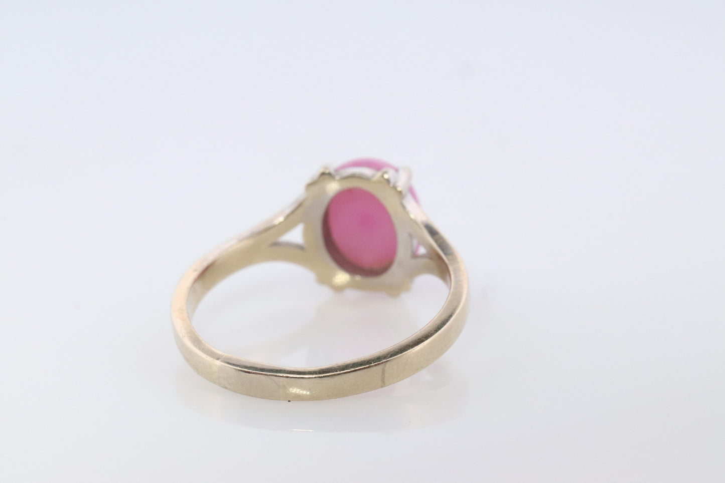 PINK STAR Ruby Solitaire ring. 14k White gold. Star Sapphire Cabochon Ring.