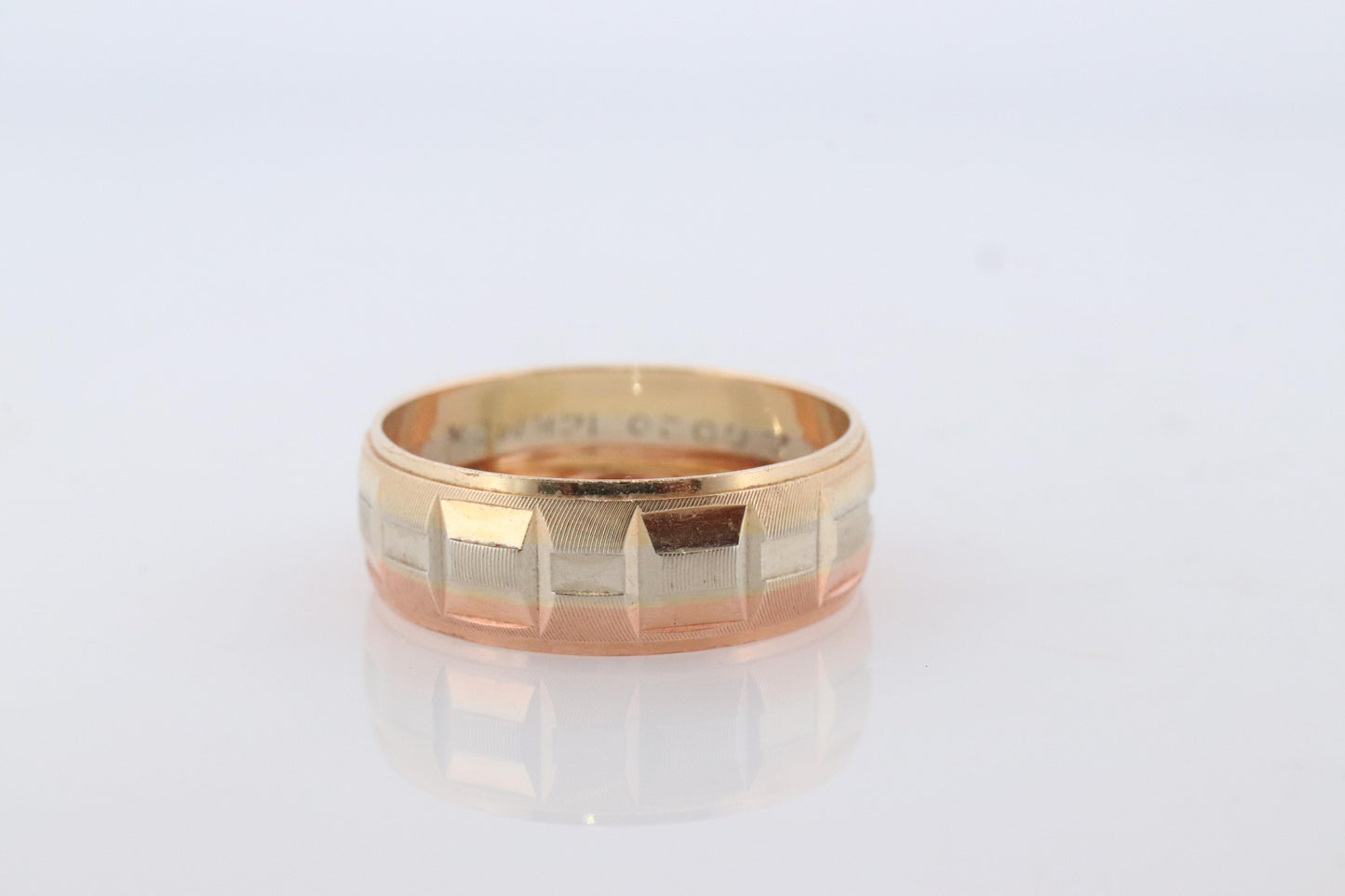14k Wide band. Tricolor Gold Ring. White Yellow Rose Gold Textured band