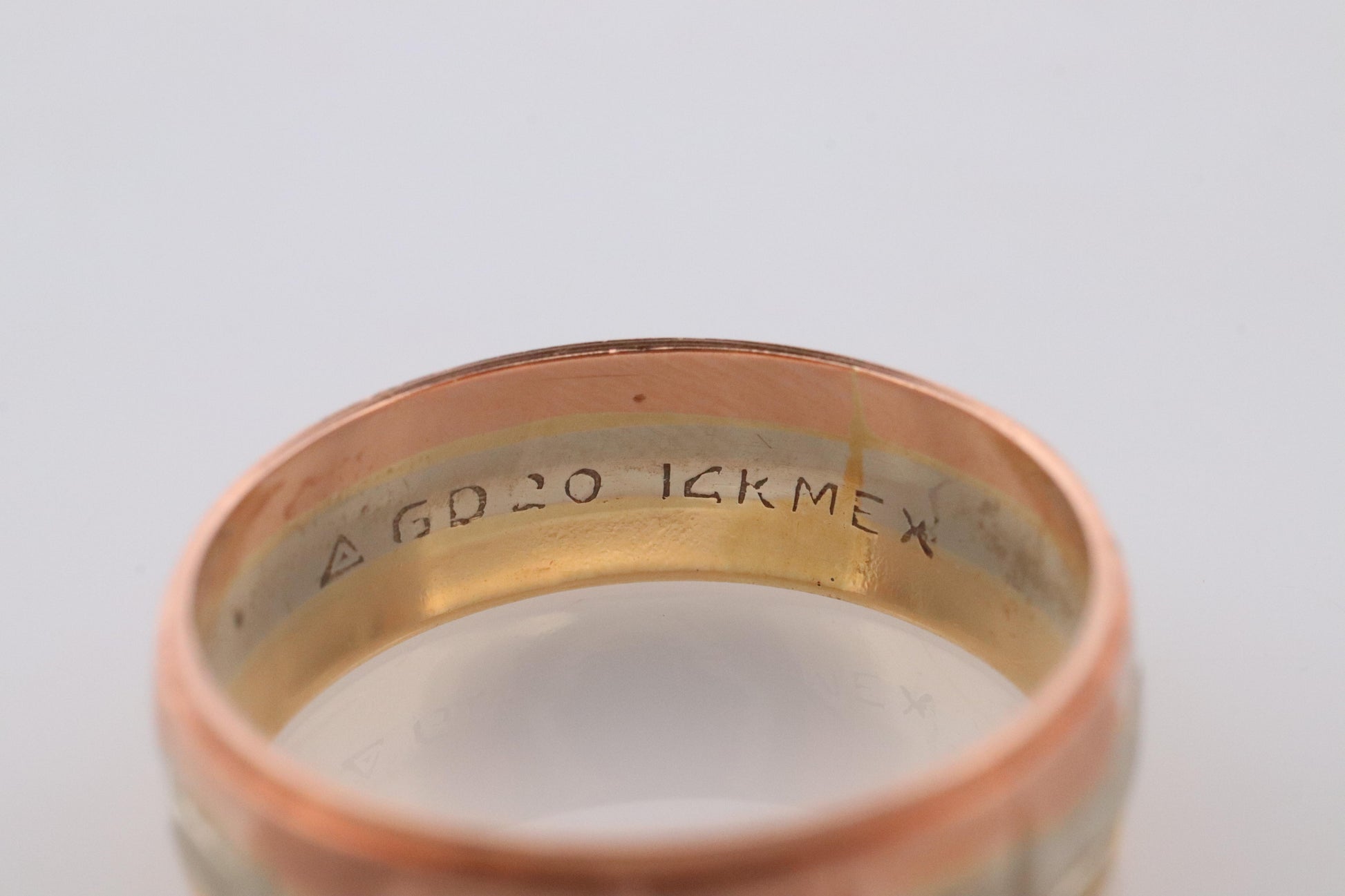 14k Wide band. Tricolor Gold Ring. White Yellow Rose Gold Textured band
