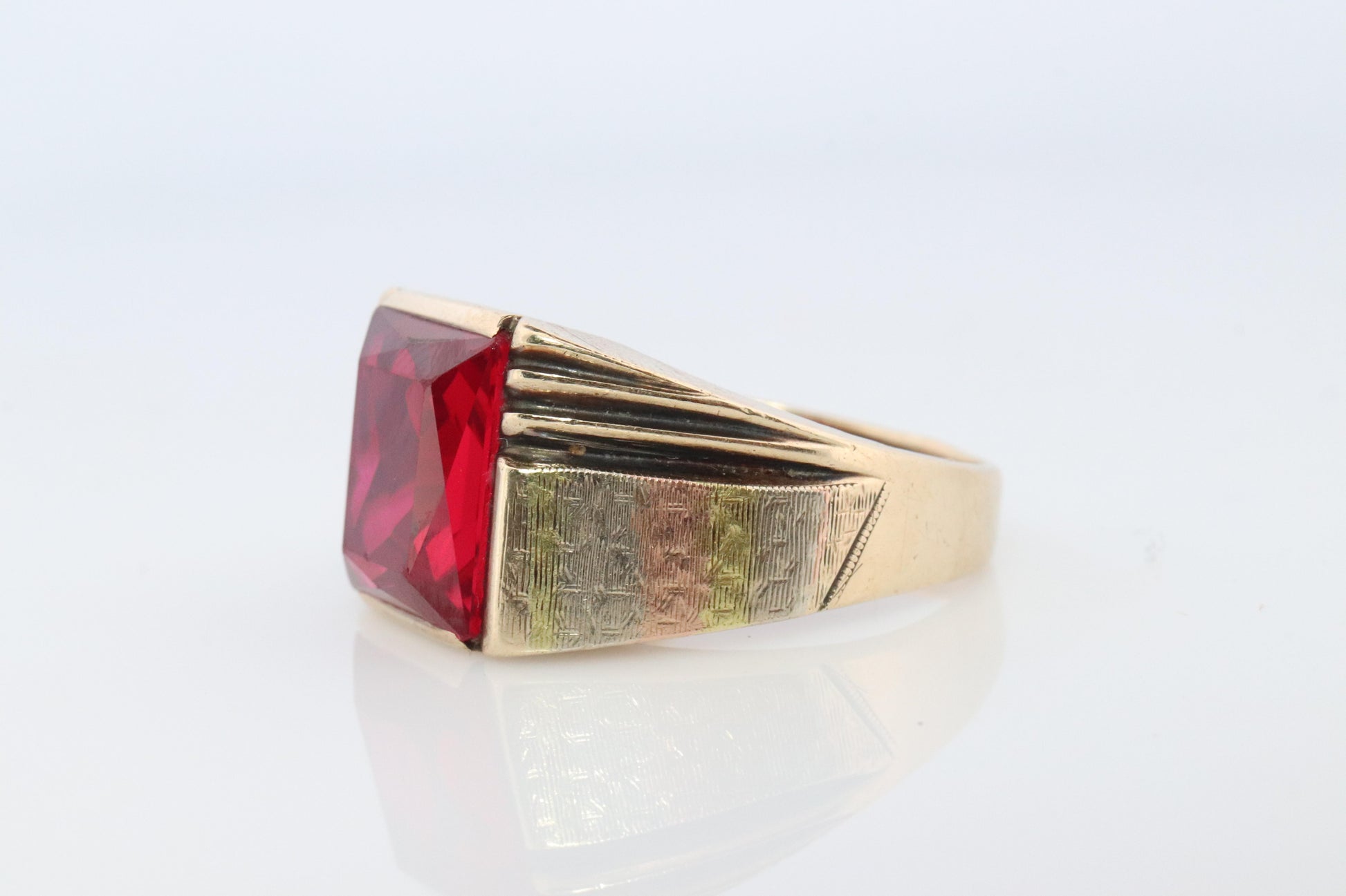 10K Ruby ring. 10k Yellow Gold Mens LC Ruby Signet Ring