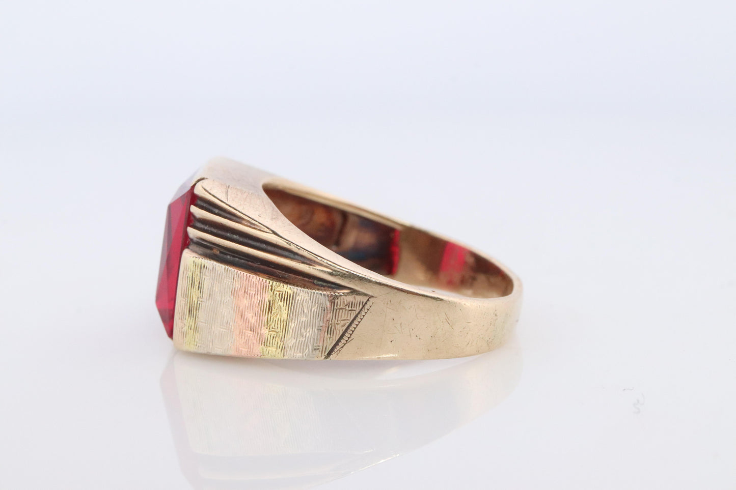 10K Ruby ring. 10k Yellow Gold Mens LC Ruby Signet Ring