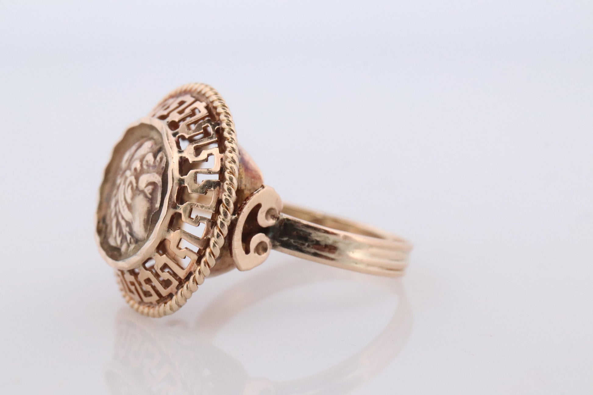 14k Greek Soldier Ladies ring. 14k Gold Filigree Centurion face Signet Ring