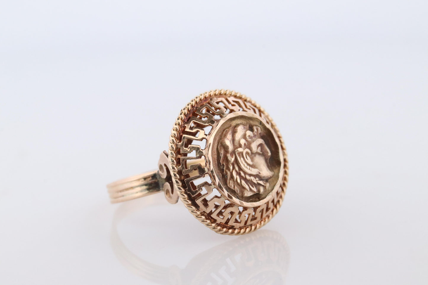 14k Greek Soldier Ladies ring. 14k Gold Filigree Centurion face Signet Ring