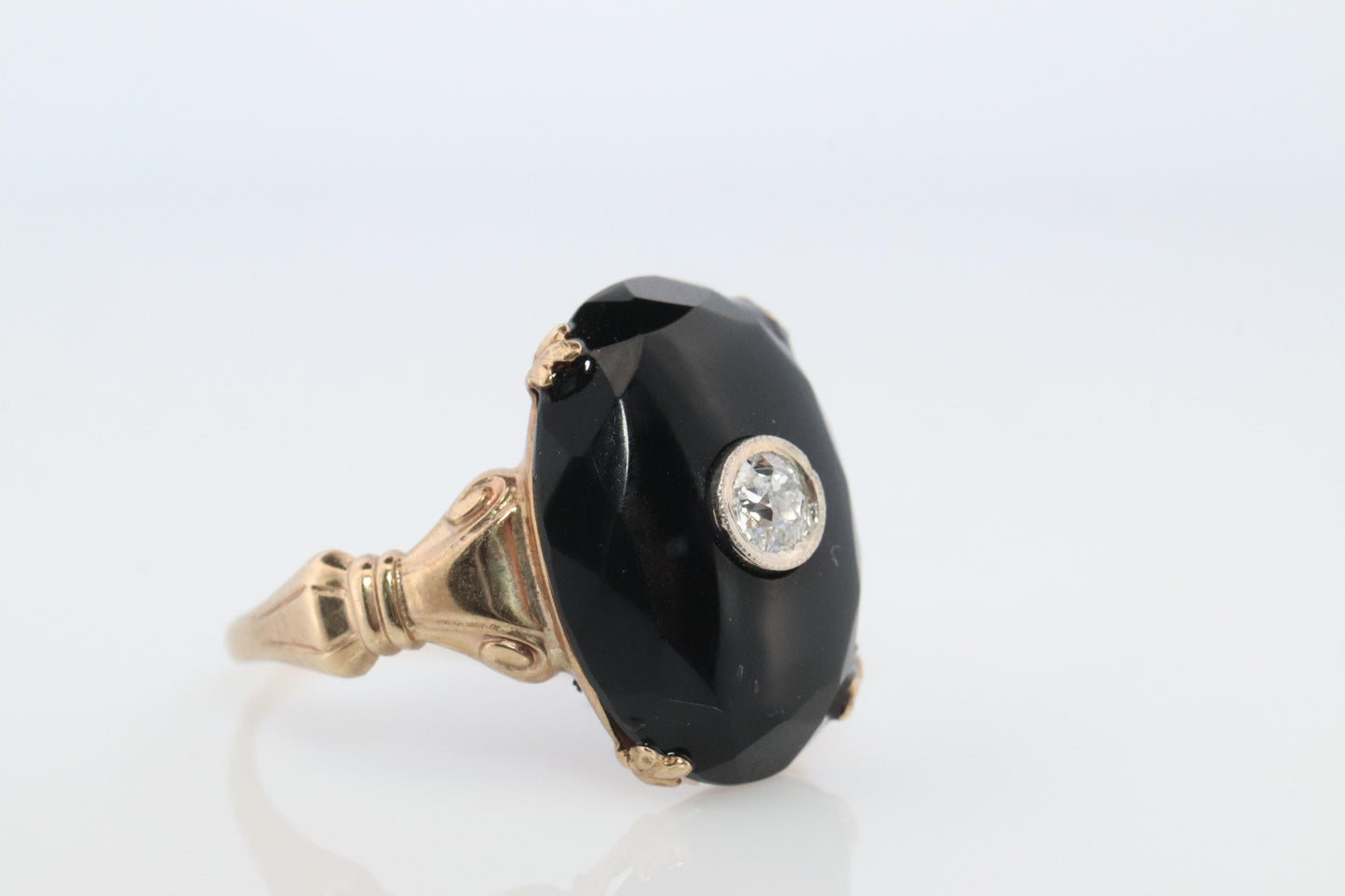 10k ONYX Diamond ring. Onyx 10k yellow gold ring. Vintage Victorian Onyx
