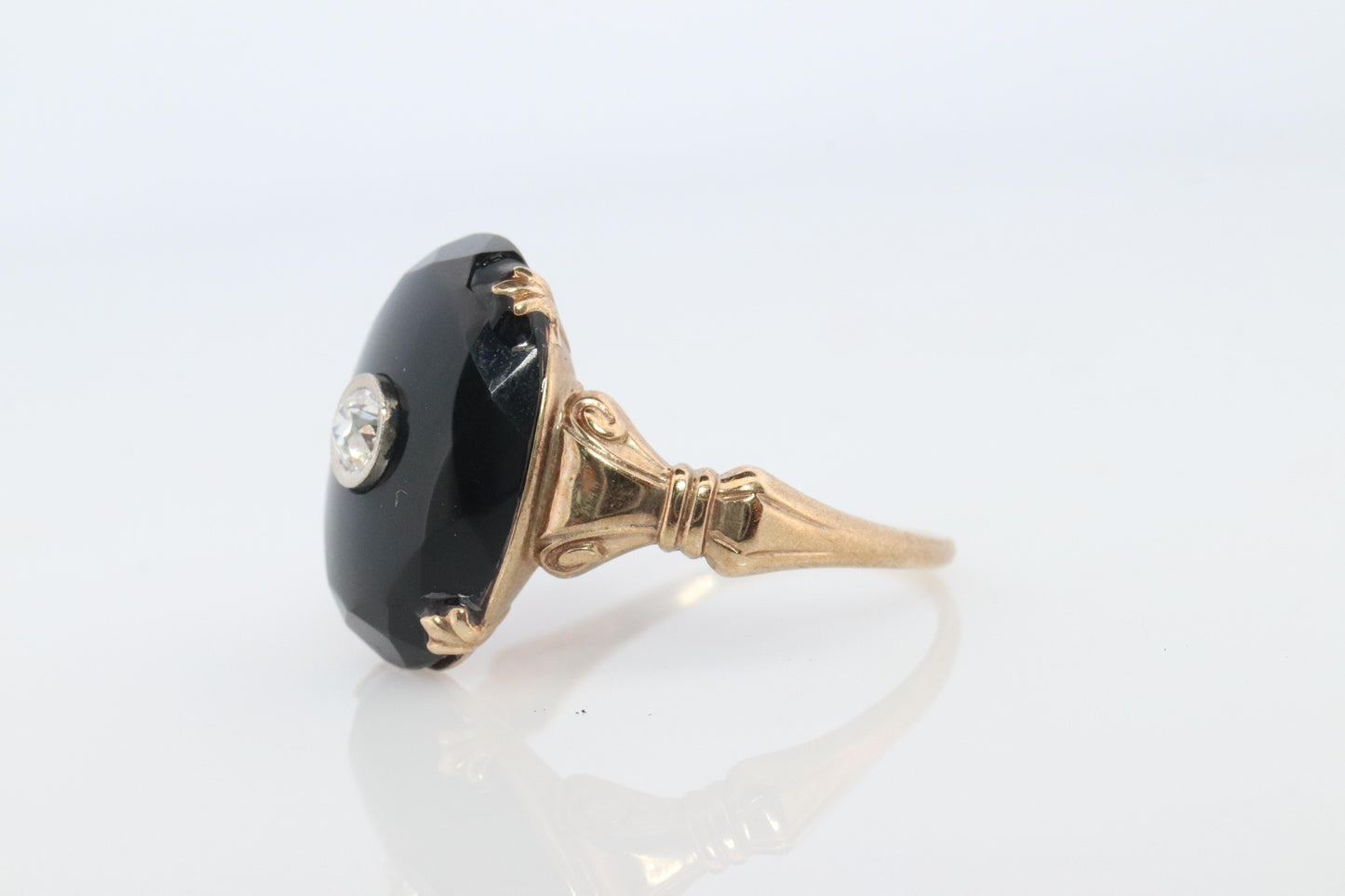 10k ONYX Diamond ring. Onyx 10k yellow gold ring. Vintage Victorian Onyx