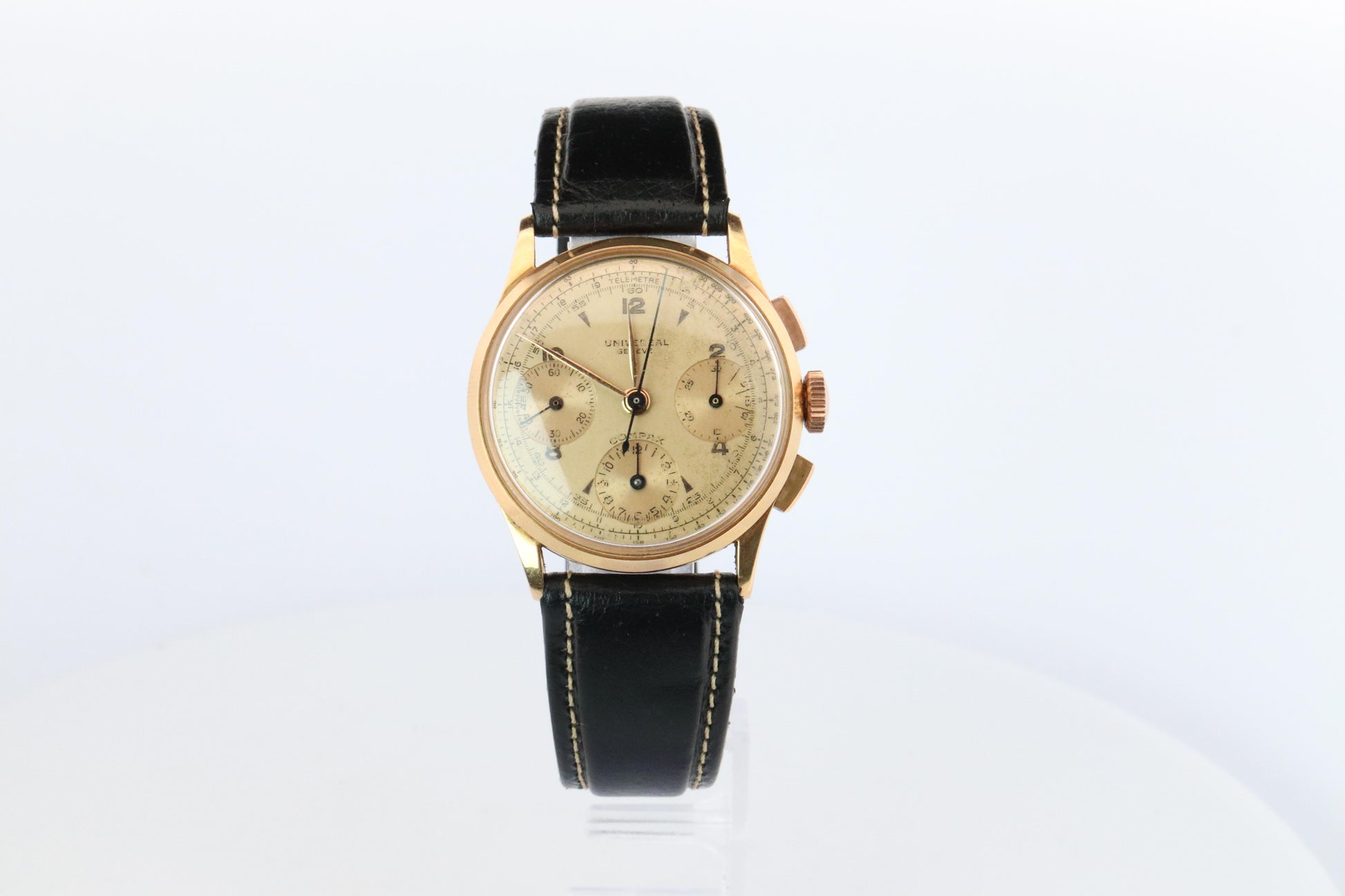 Universal Geneve 12494 Compax. 18k YG Universal Chrono Mechanical Vintage Watch.