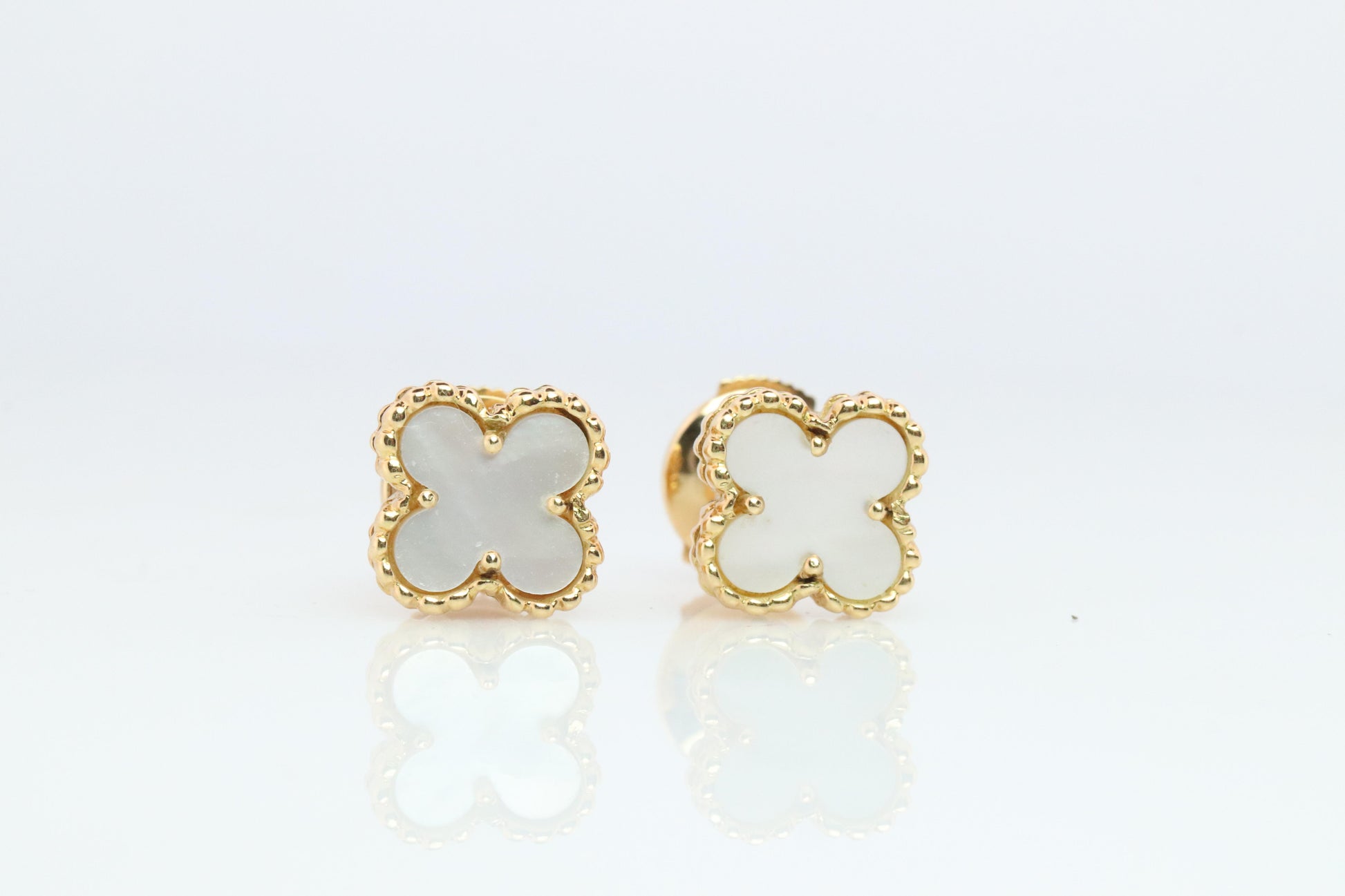 Van Cleef Arpels Sweet Alhambra Earrings Genuine VCA 18k YG Vintage Shell Studs