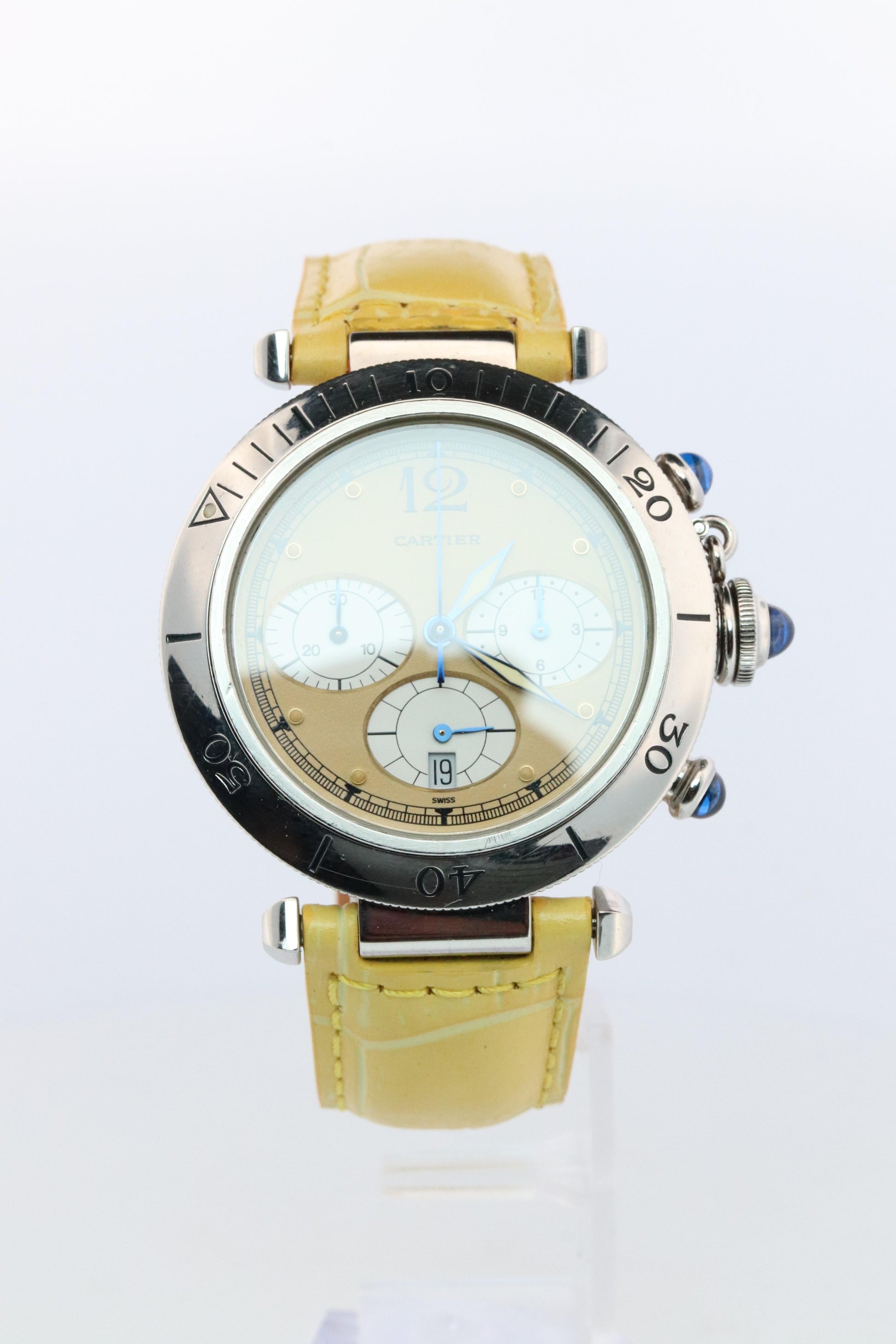 Vintage Cartier PASHA 38mm Chronograph. Rare Yellow Dial W3100355.