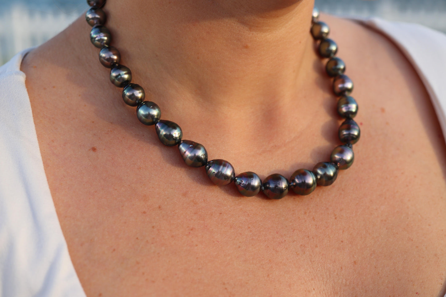 Mikimoto Pendant. Genuine 18k Gold Mikimoto Baroque Tahitian Pearl Necklace
