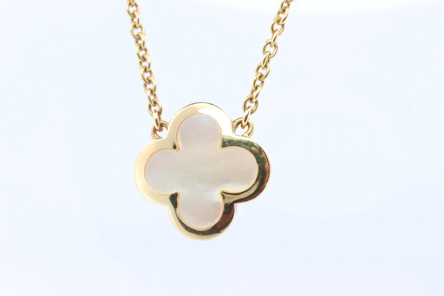Van Cleef Arpels Pure Alhambra Necklace Genuine VCA 18k YG Vintage Shell Pendant