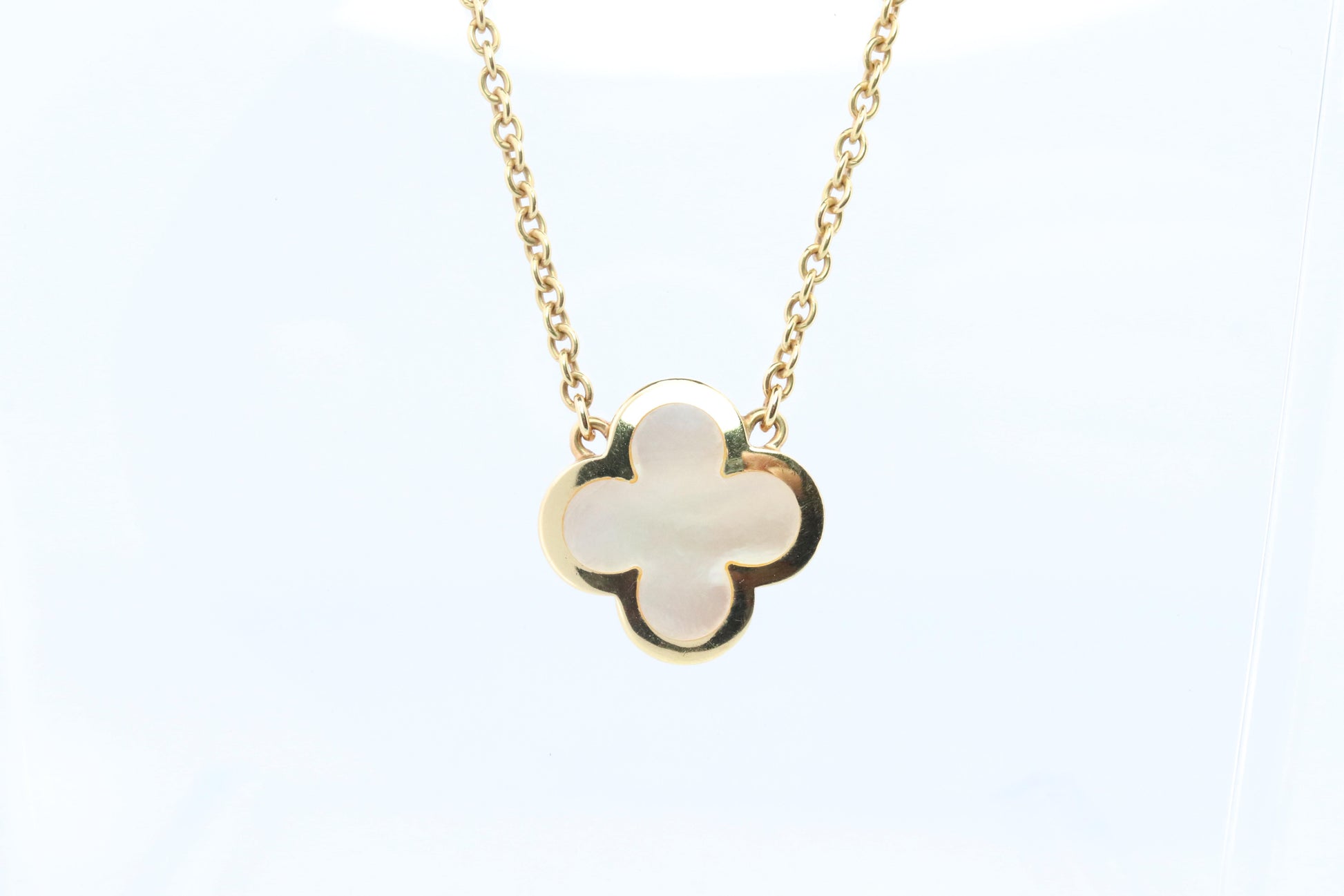 Van Cleef Arpels Pure Alhambra Necklace Genuine VCA 18k YG Vintage Shell Pendant