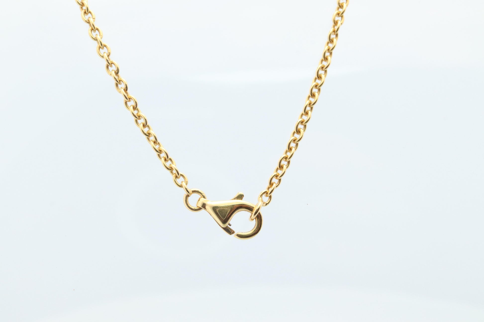Van Cleef Arpels Pure Alhambra Necklace Genuine VCA 18k YG Vintage Shell Pendant
