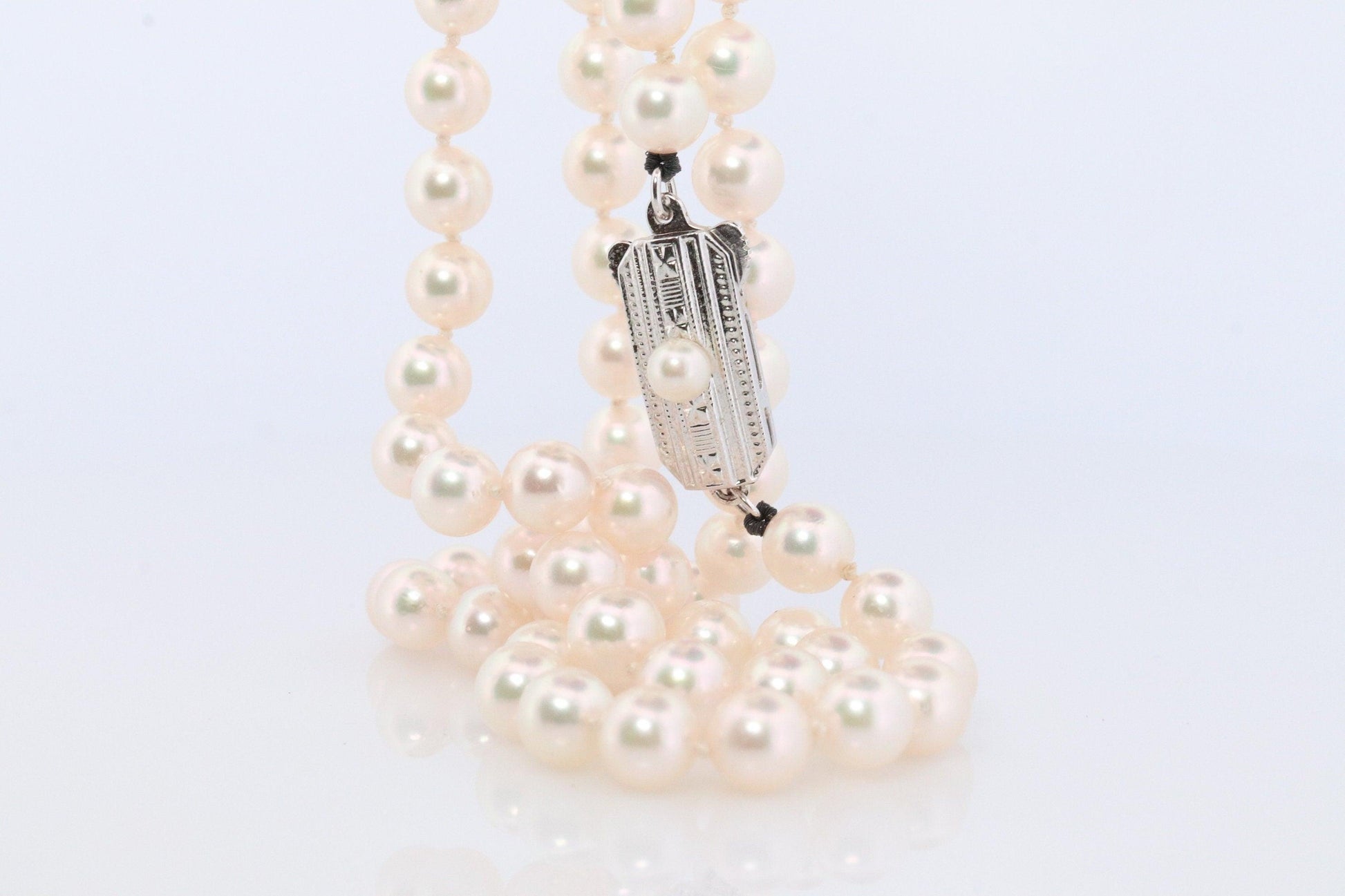MIKIMOTO Sterling Silver Pearl Necklace. 6mm Pearls 20inch Necklace.