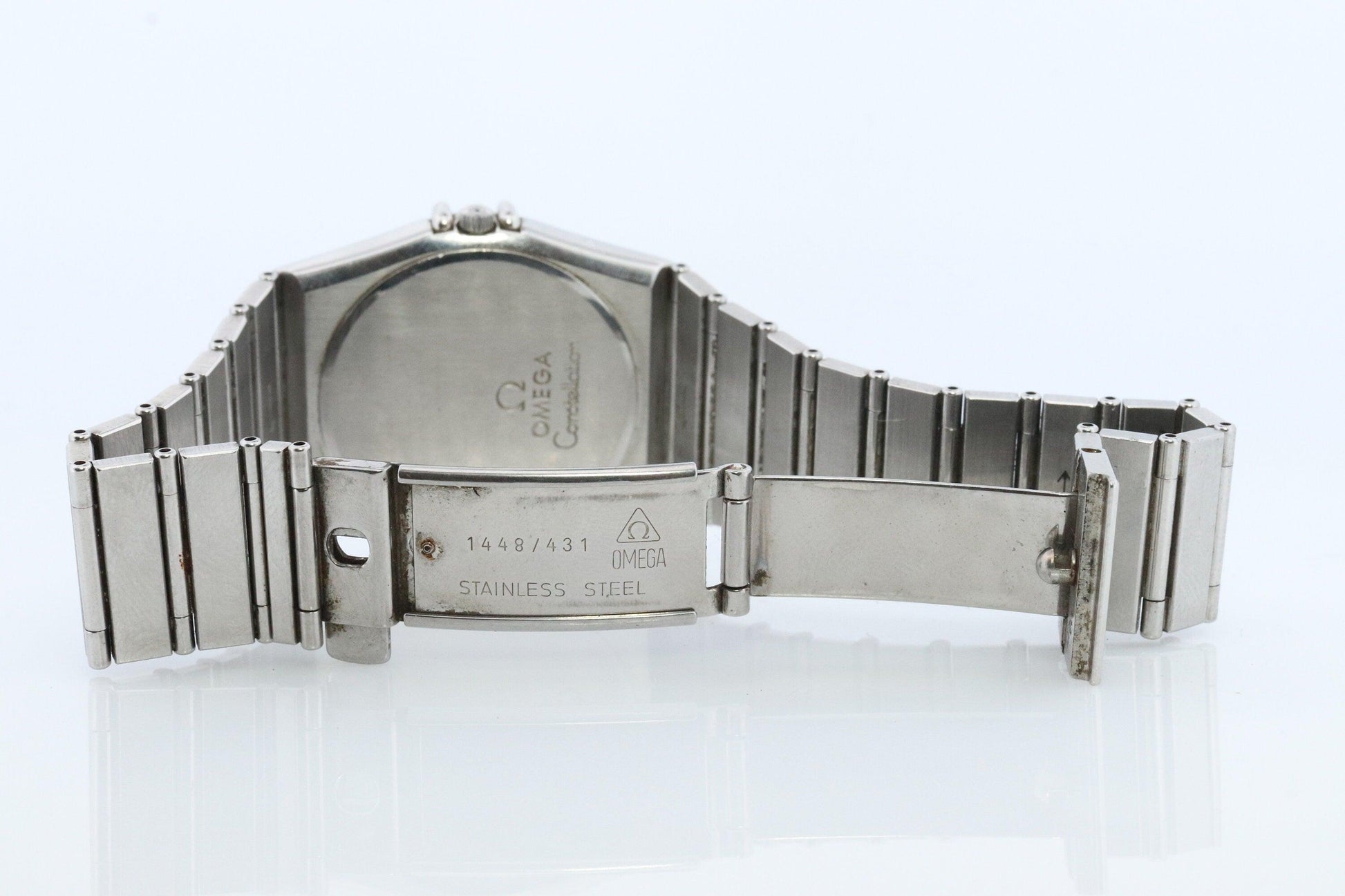 Omega Watch. Authentic Mens Omega Constellation Day Date Wristwatch.