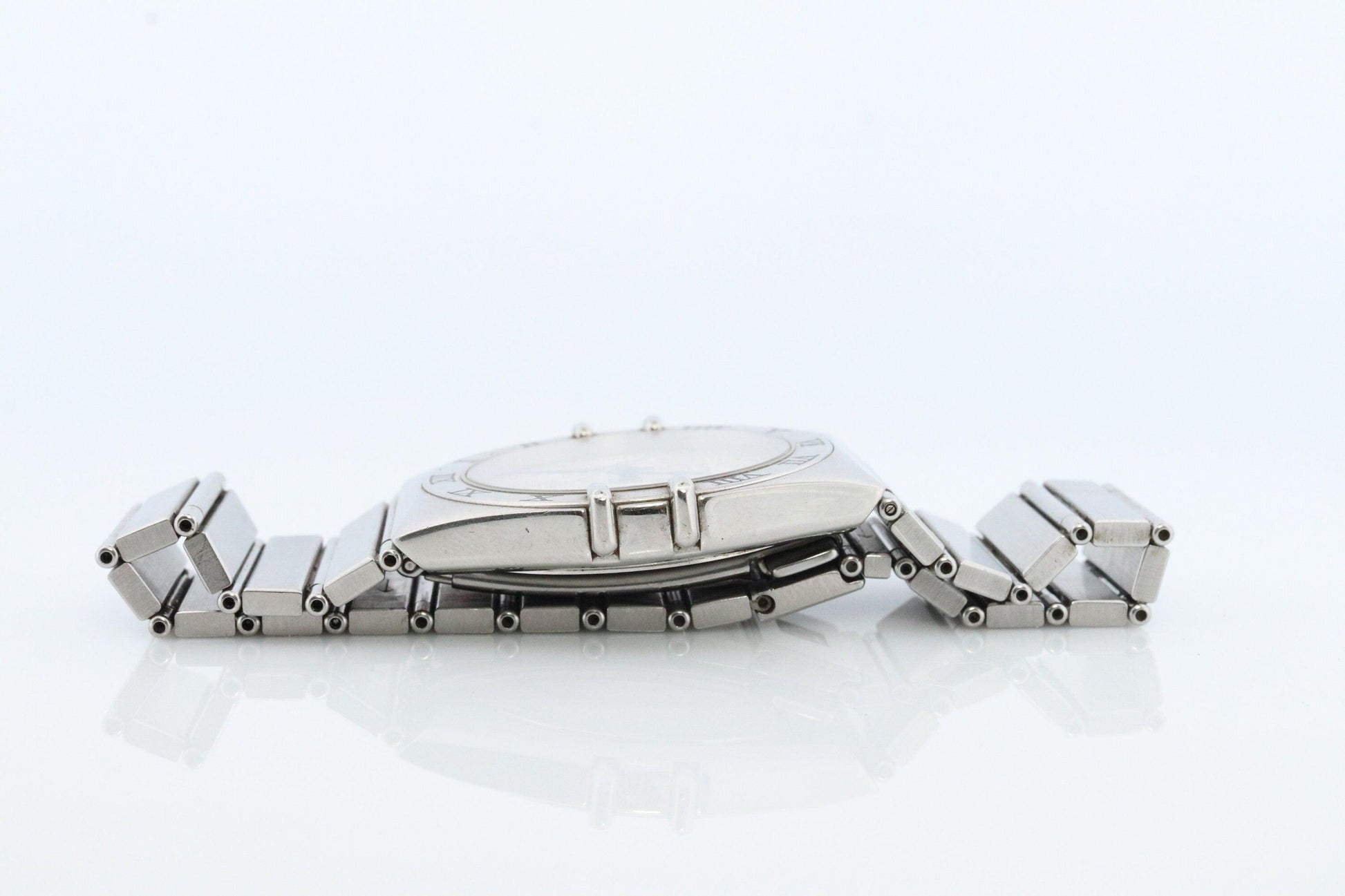 Omega Watch. Authentic Mens Omega Constellation Day Date Wristwatch.
