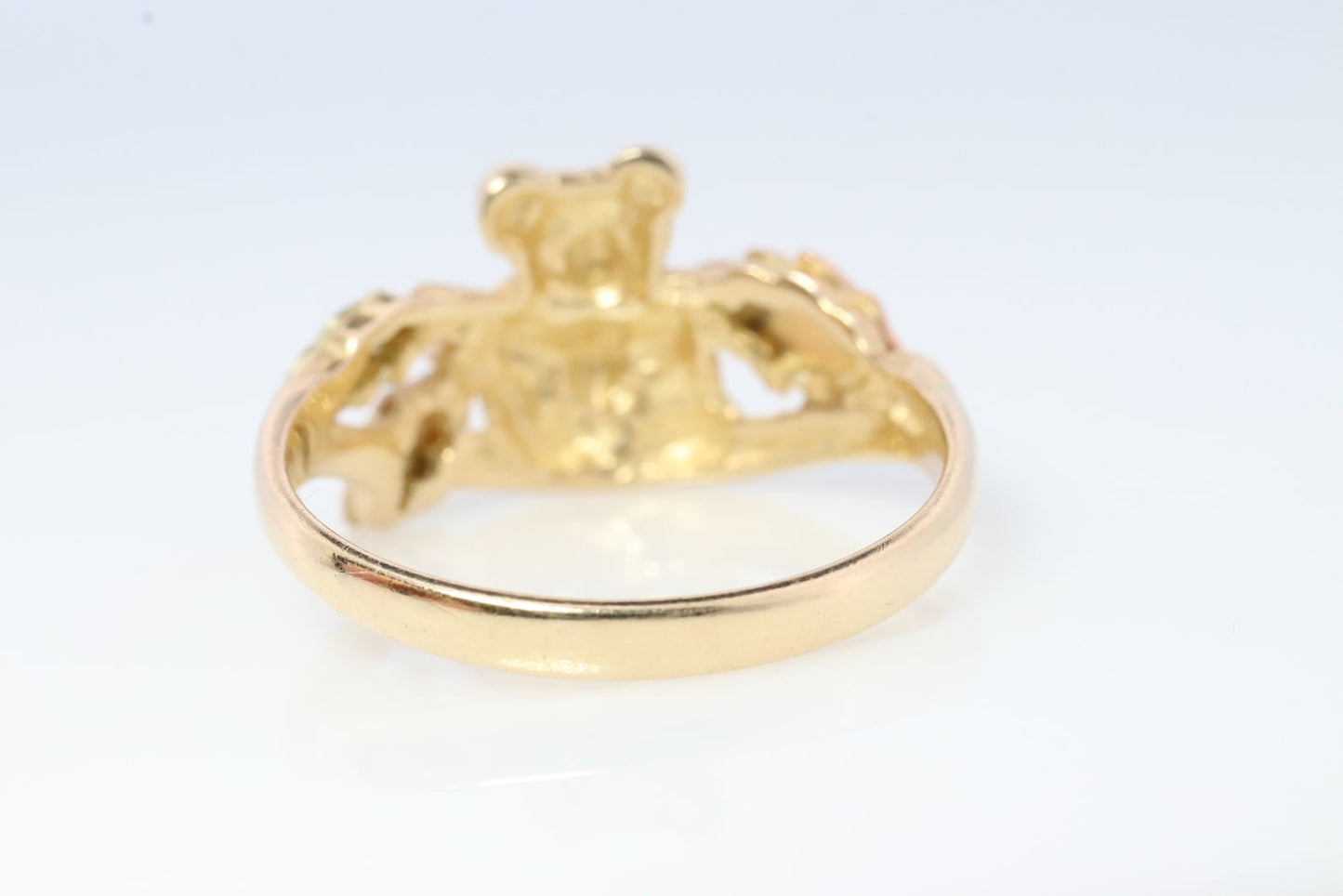 Black Hills Gold Ring. 10k Black Hills Gold Teddy Bear band. Plush toy Black Hills gold. st(62)