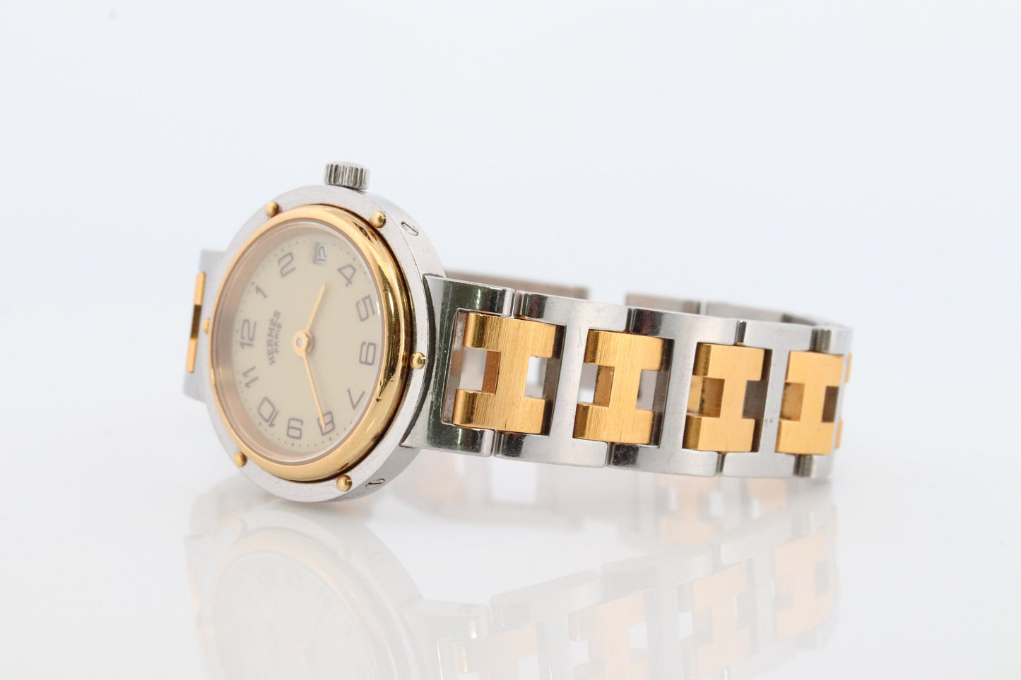 Hermes Watch. Ladies Genuine Hermes Clipper 514366 Gold and Silver Wristwatch.