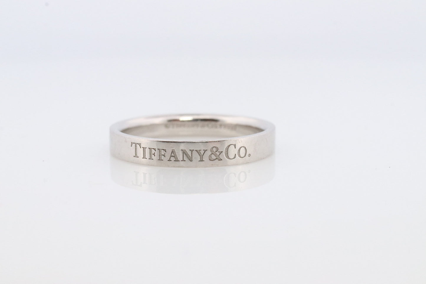 PT950 Tiffany and Co. LOGO band. Platinum Tiffany Company wedding band. Plat Vintage Tiffany & Co band.