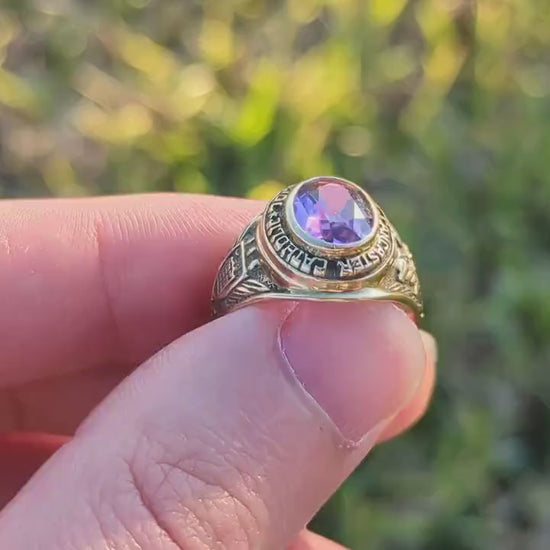 1968 Lancaster Catholic High School Class Graduation ring. 10k Gold with oval amethyst solitaire. st(187)