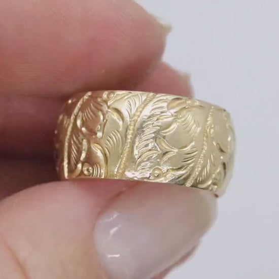 14k Heavy, Wide, Engraved, Ornate Band. 14k Flower Engraved Band. Sz7.5 9.2grams 10mm wide