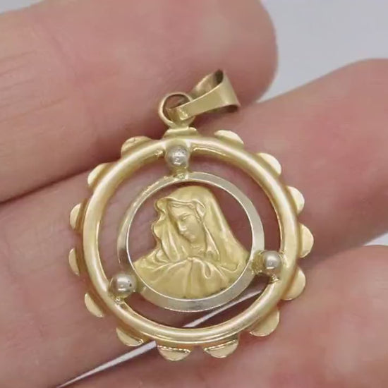 Vintage 18k Yellow Gold Pendant. Madonna Pendant. VIRGIN Mary Pendant. Mother Medallion for Necklace or Medal (134/17)