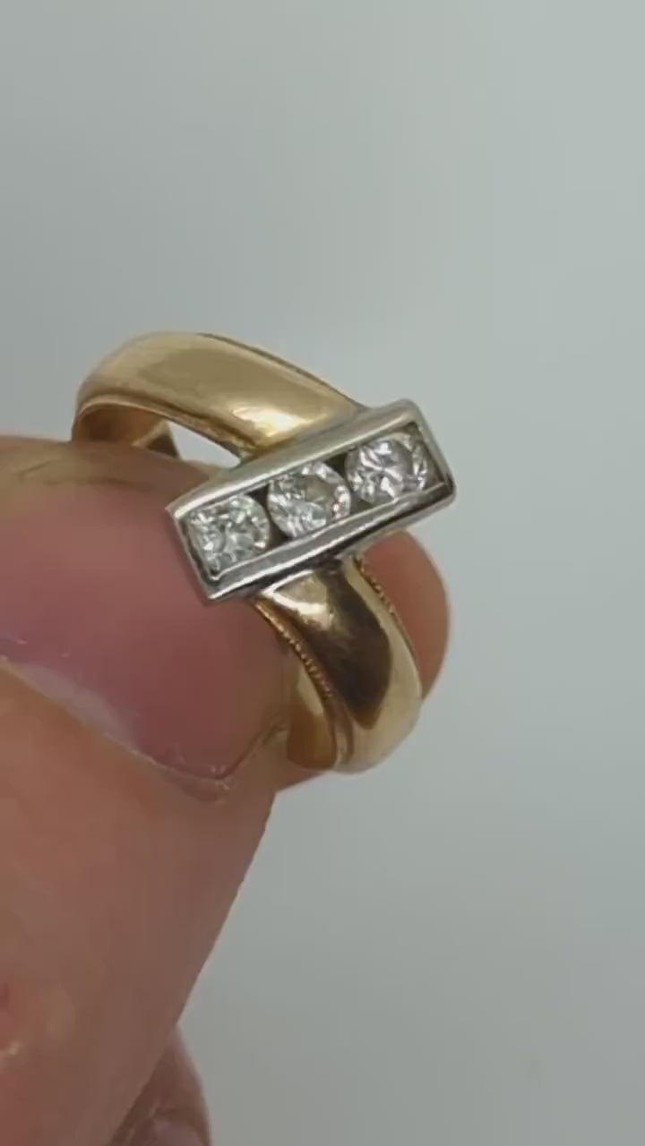 14K Bypass Diamond Ring. Channel Set Diamonds.  Always and Forever Toi et moi band. Yellow Gold ring. Sz7.5 st(138/11)