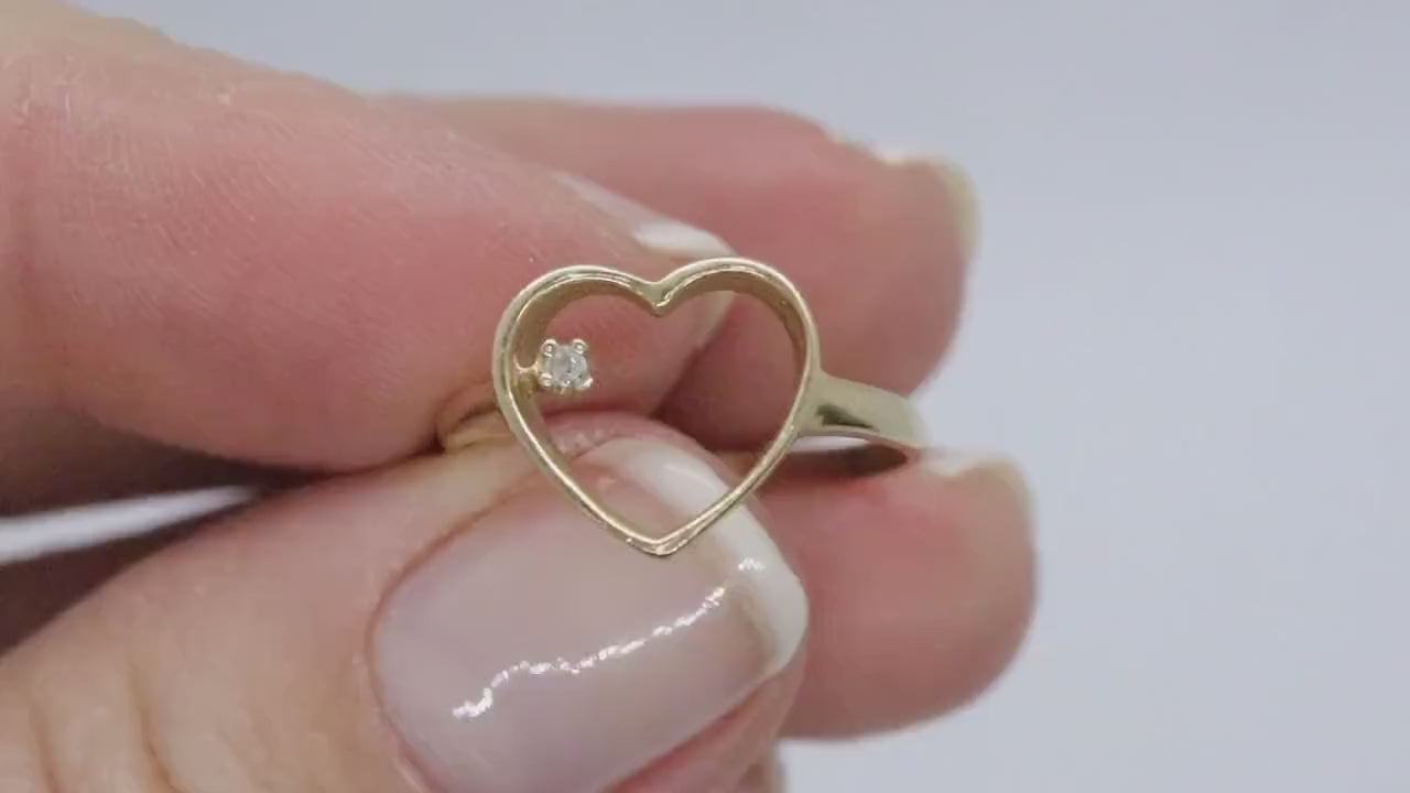 14k Open Heart and diamond ring. Dainty Heart love beat ring.