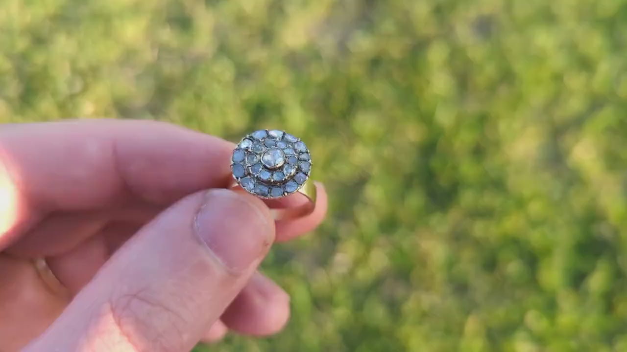 18k  Edwardian Diamond Daisy Cluster Ring. 18k Yellow Gold with old cut diamond arrangement