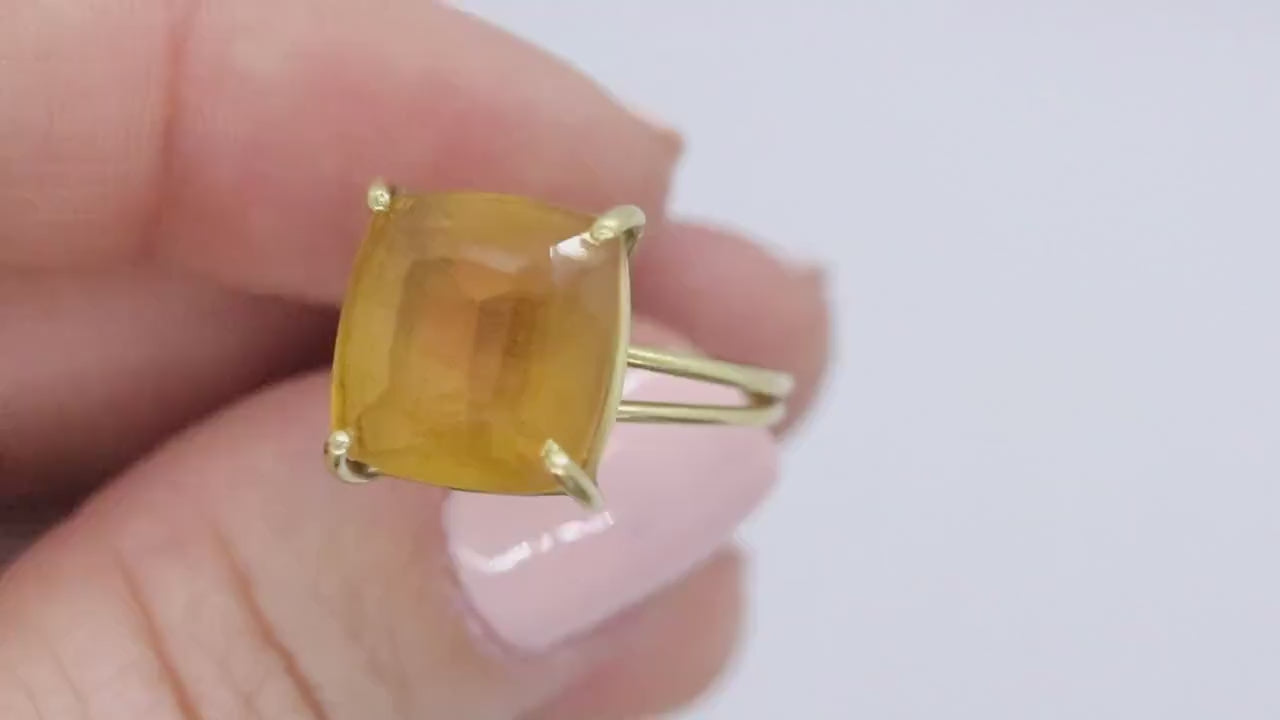 Large Orange Citrine ring. 18k yellow gold Heavy Large Prong Set Round Citrine