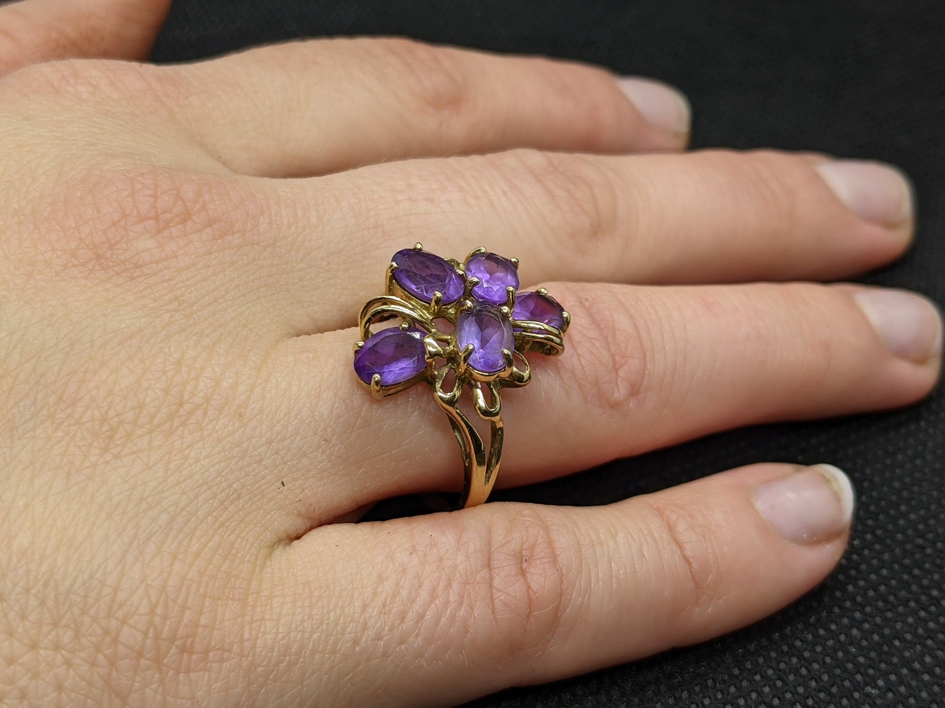 Oval Amethyst cluster ring. 14k Yellow gold Amethyst Cluster ring