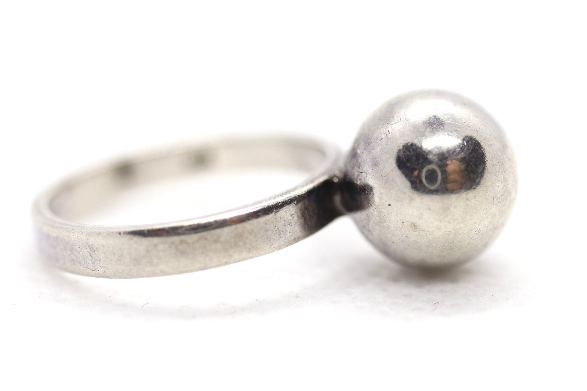 Vintage 925 Sterling Silver Ball / Hemisphere Design Ring. Women Size 6