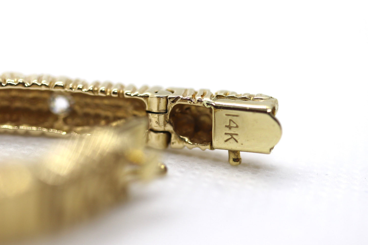 14k Yellow gold and diamond link bracelet for women. 1.5ctw and 32.8 grams