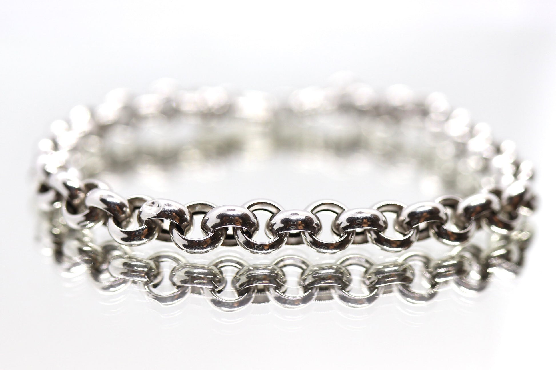 18K ROLO Chain Bracelet. PUFFED large Round Rolo chain bracelet. 18k white gold Italy OTC 6.8grams